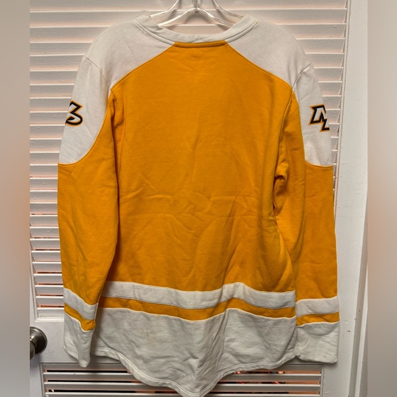 Nashville Predators sweatshirt with shoelace neck Medium - Picture 3 of 4